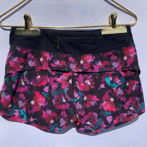 Lululemon Speed Short Mini Midnight Bloom Black Deep Fuchsia W7A19S NO LINER / 4 - Picture 2 of 14